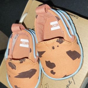 Tom's Shoes for baby, size 1 (tiny)
